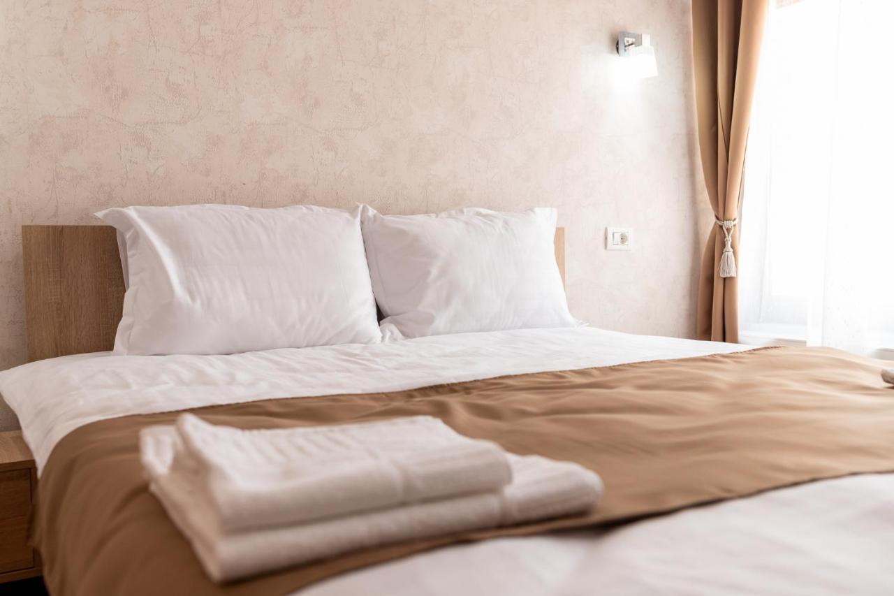 Marconi Guesthouse Хунедоара Экстерьер фото